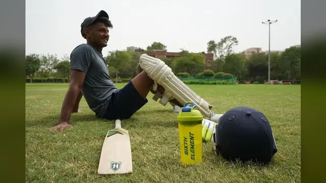 Cricket, general photo